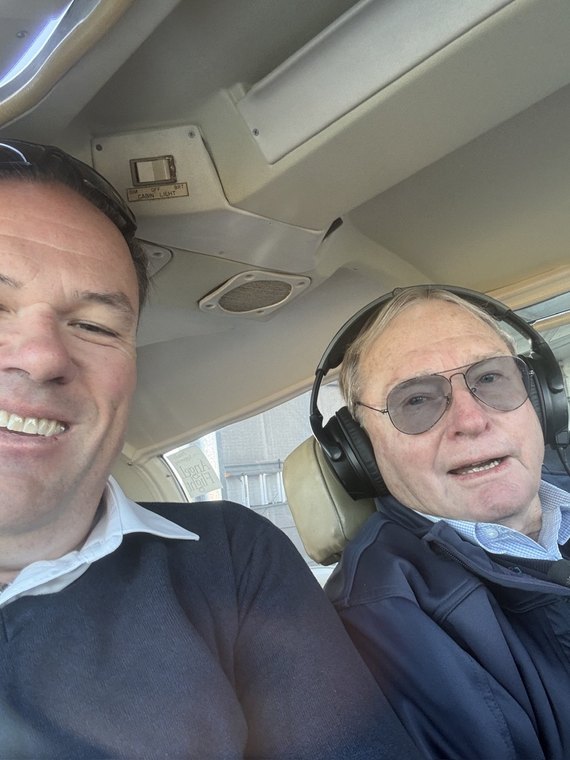 Scott and Howard flying to Chinchilla